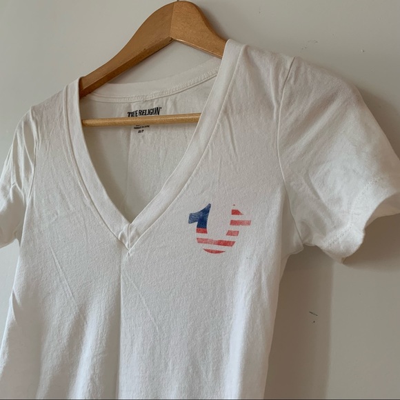 True Religion Buddha Logo V Tee - Picture 2 of 7